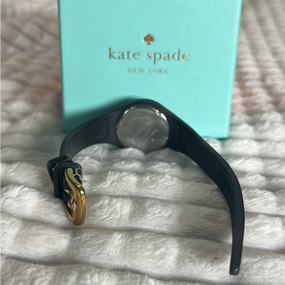 Kate Spade ♠️ watch - Picture 3 of 3
